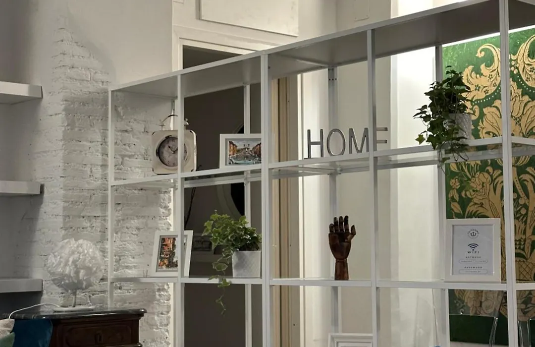 Trithome Suite Boutique Barberini-1